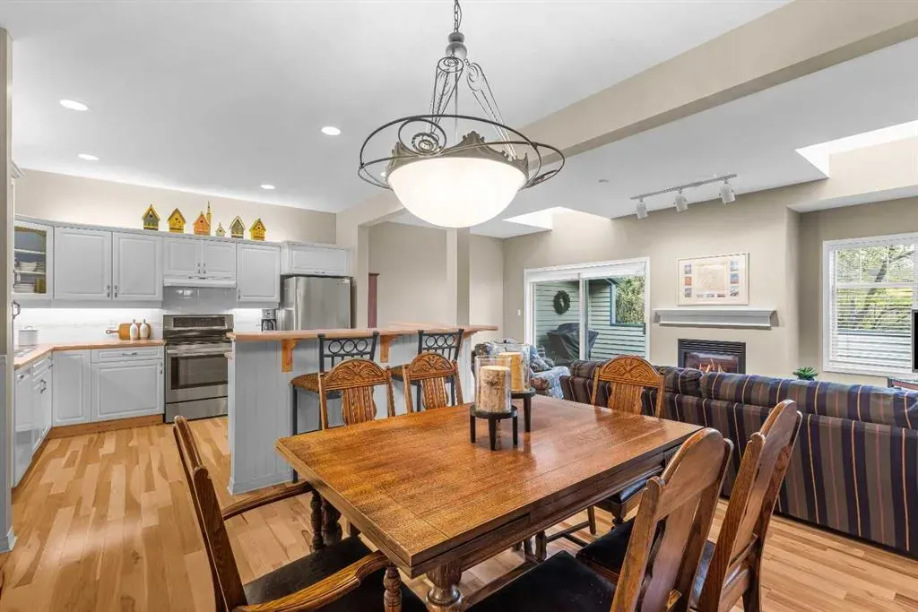 164 Rundle Drive, #18