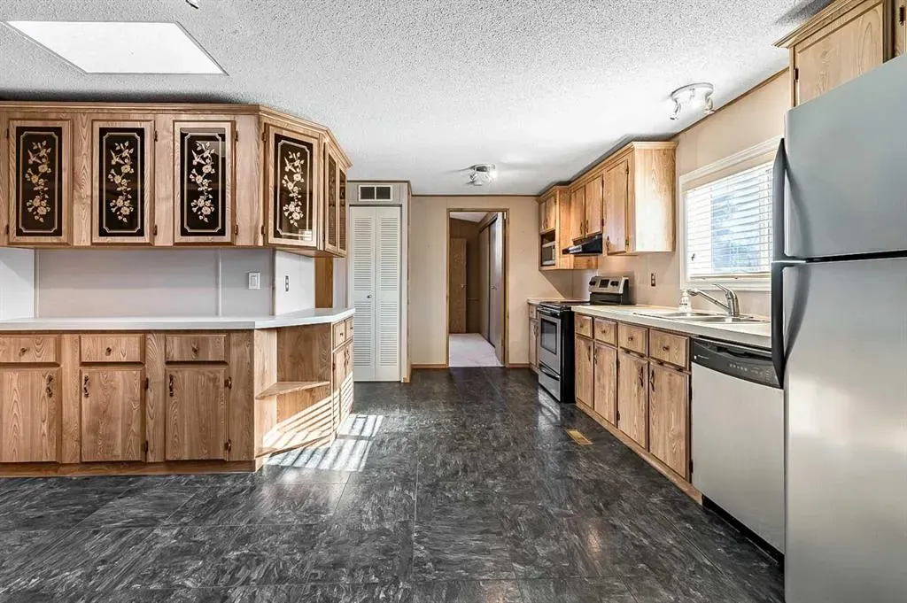 422 Homestead Trail SE