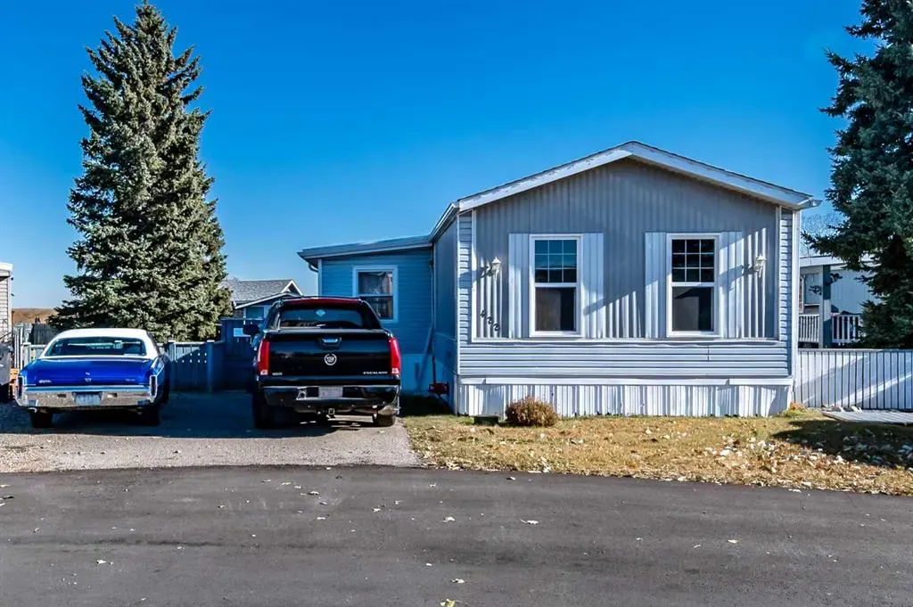 422 Homestead Trail SE