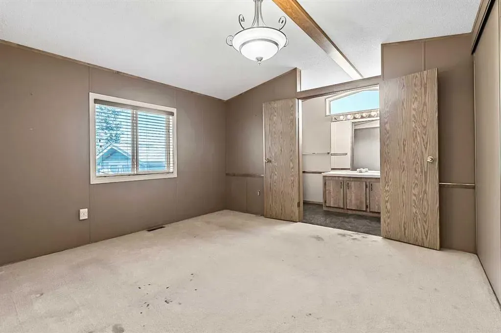 422 Homestead Trail SE