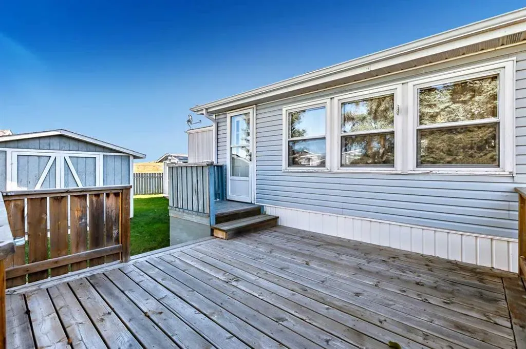 422 Homestead Trail SE