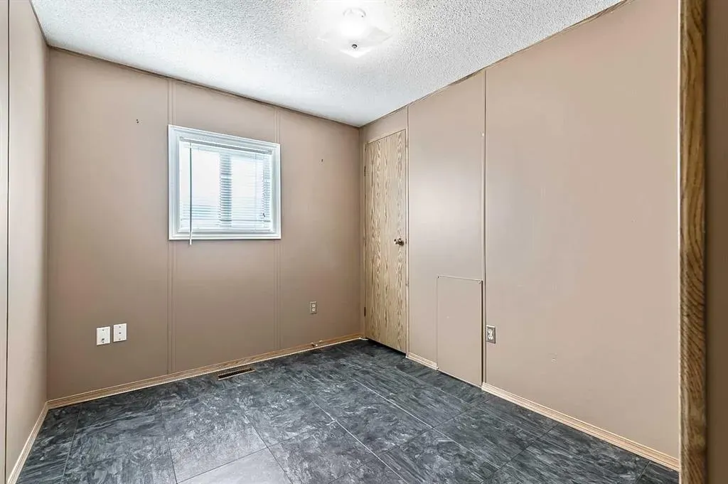 422 Homestead Trail SE