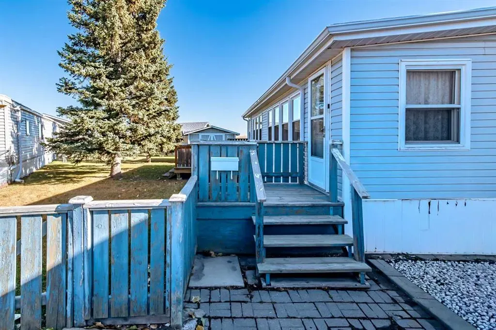 422 Homestead Trail SE