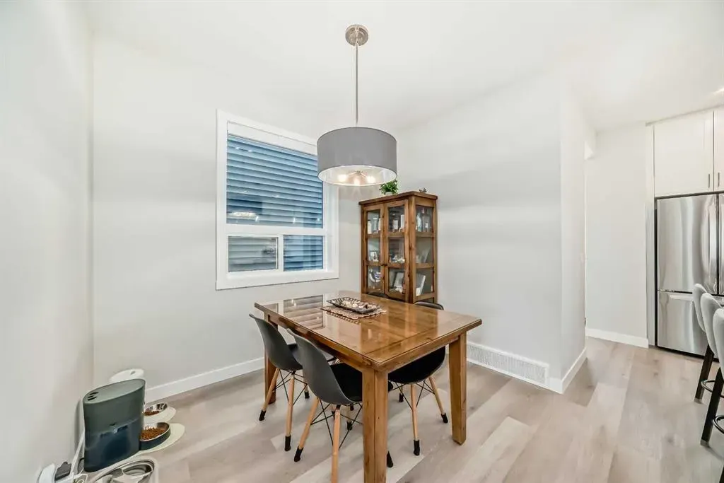 934 Cobblemore Common SW