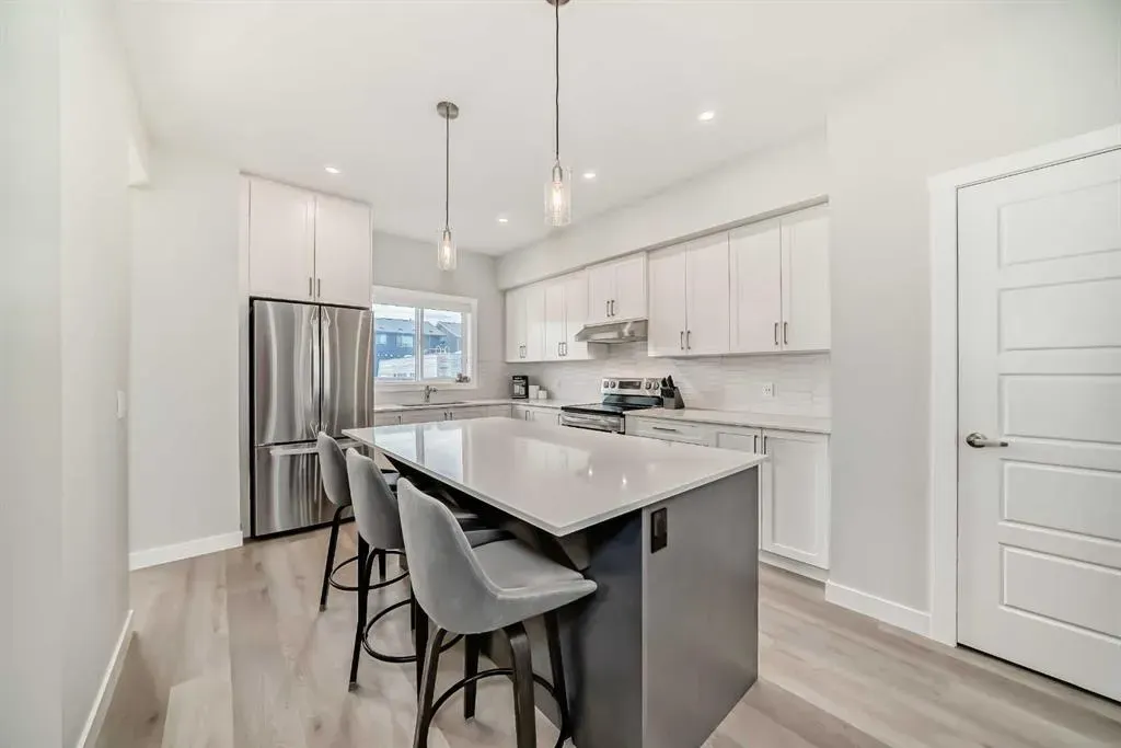 934 Cobblemore Common SW