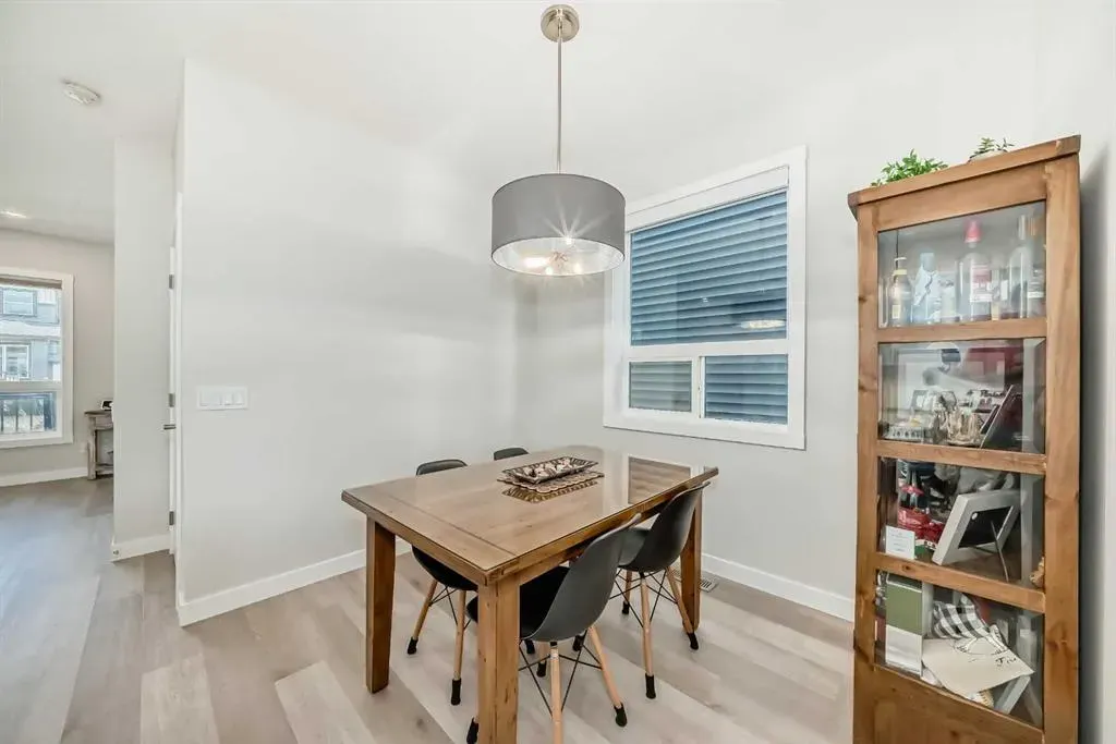 934 Cobblemore Common SW