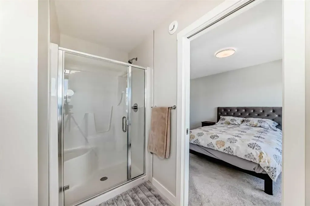 934 Cobblemore Common SW