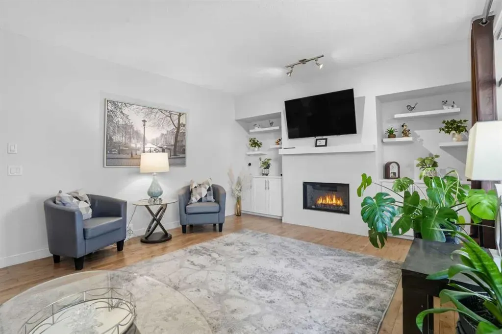 309 Mckenzie Towne Gate SE