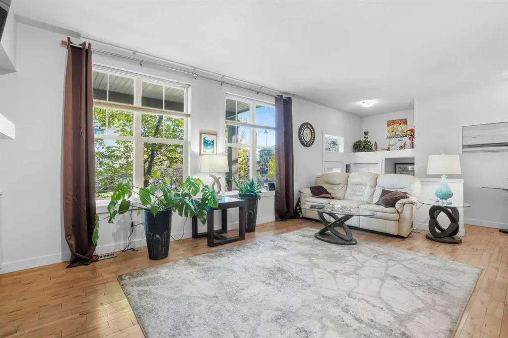 309 Mckenzie Towne Gate SE