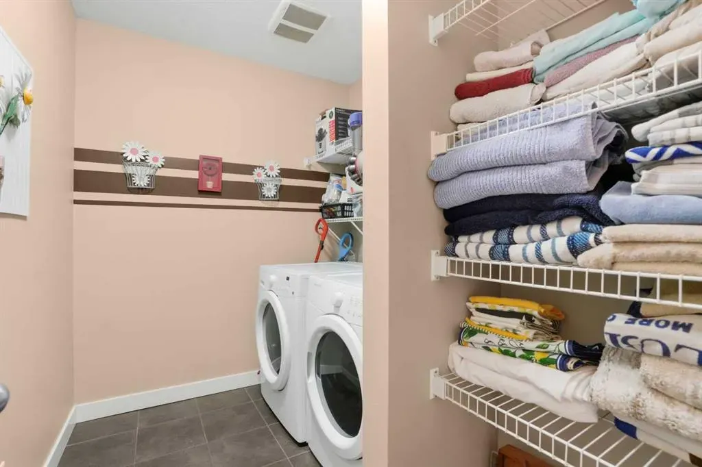 309 Mckenzie Towne Gate SE