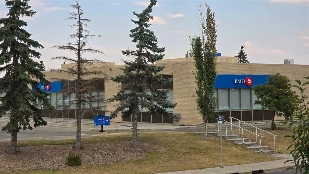 2255 32 Street NE, #5102