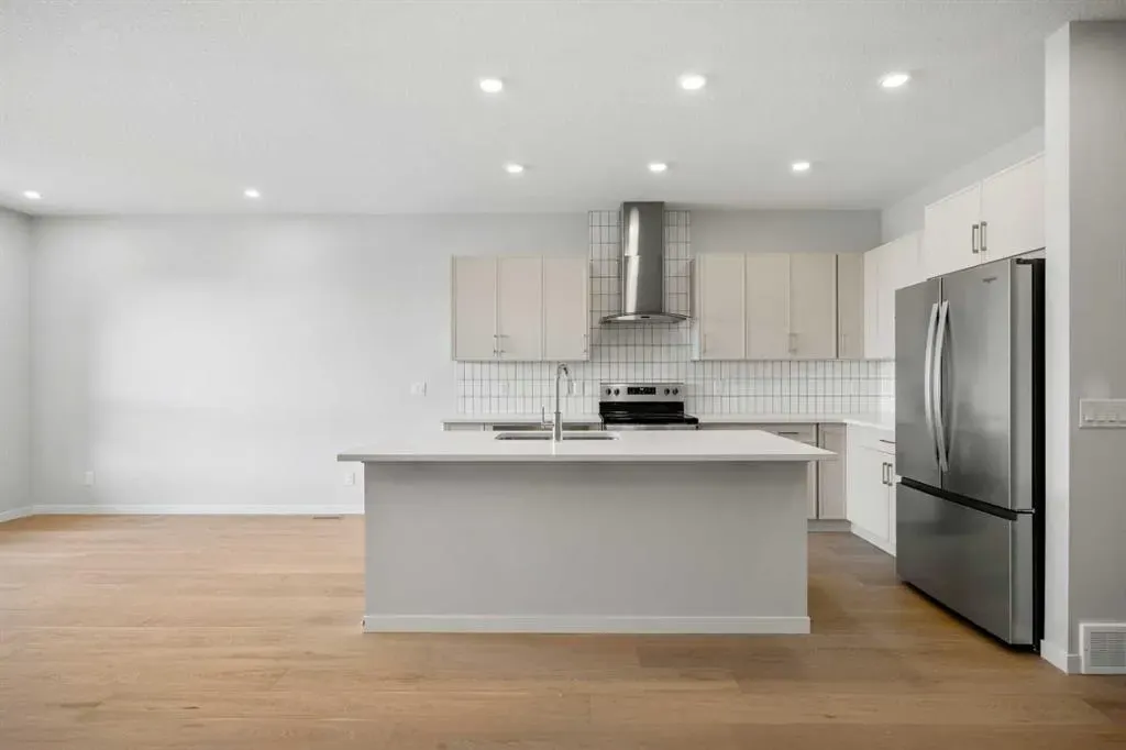 80 Carringvue Place NW