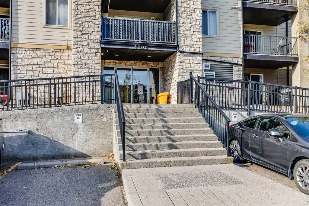 304 Mackenzie Way SW, #8128