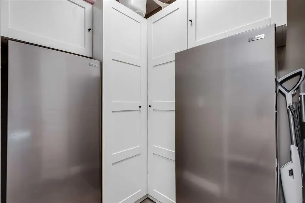 304 Mackenzie Way SW, #8128