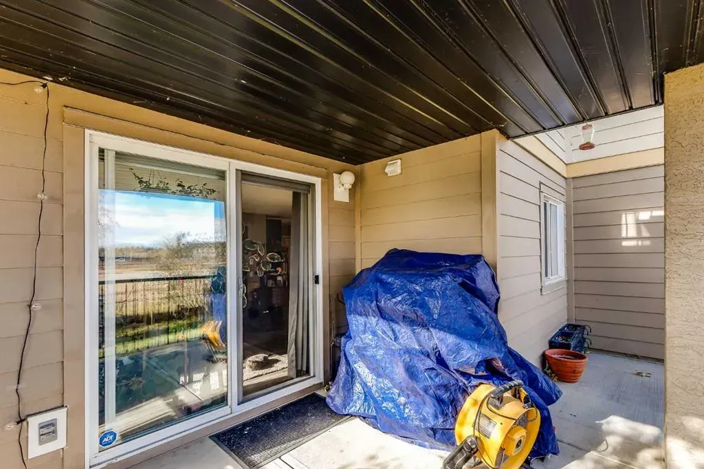 304 Mackenzie Way SW, #8128