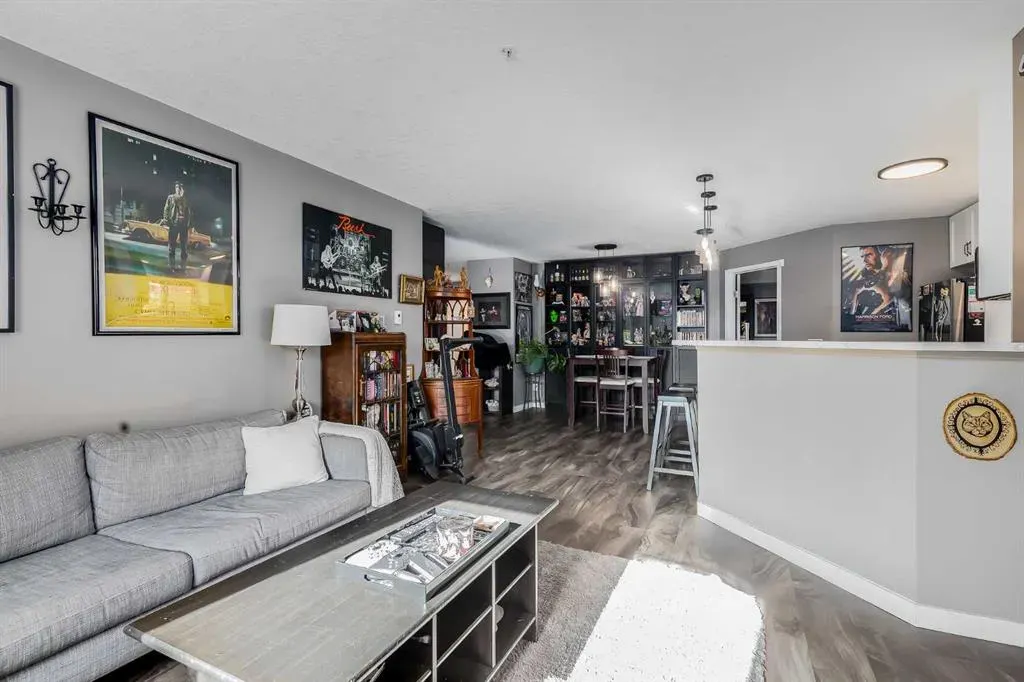 304 Mackenzie Way SW, #8128