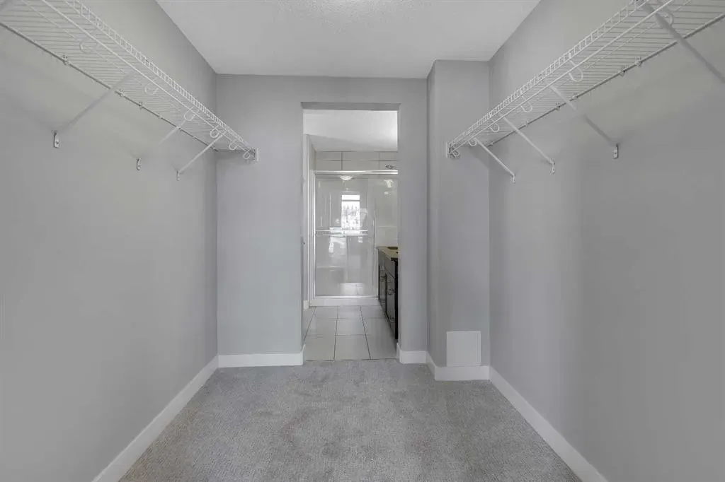 24 Varsity Estates Circle NW, #501