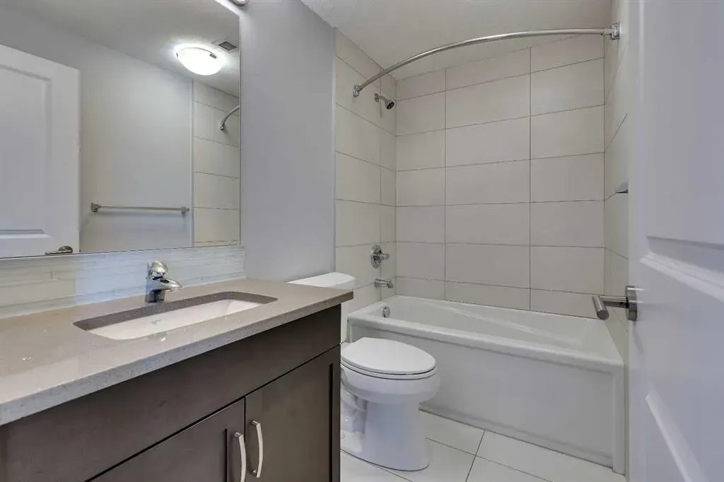 24 Varsity Estates Circle NW, #501