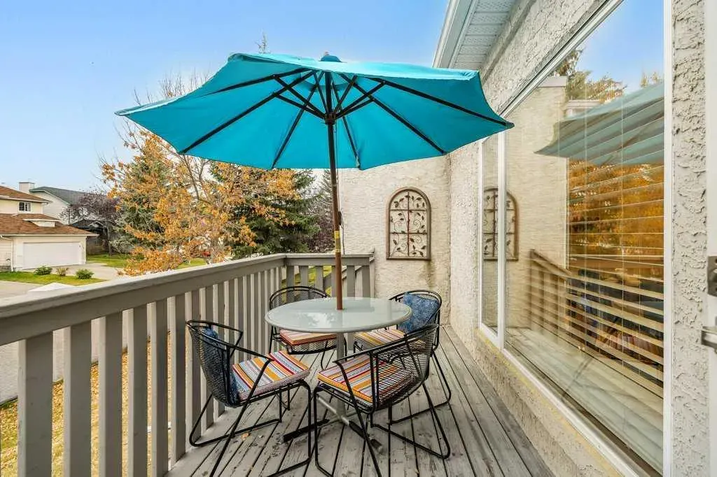 116 Sunlake Gardens SE