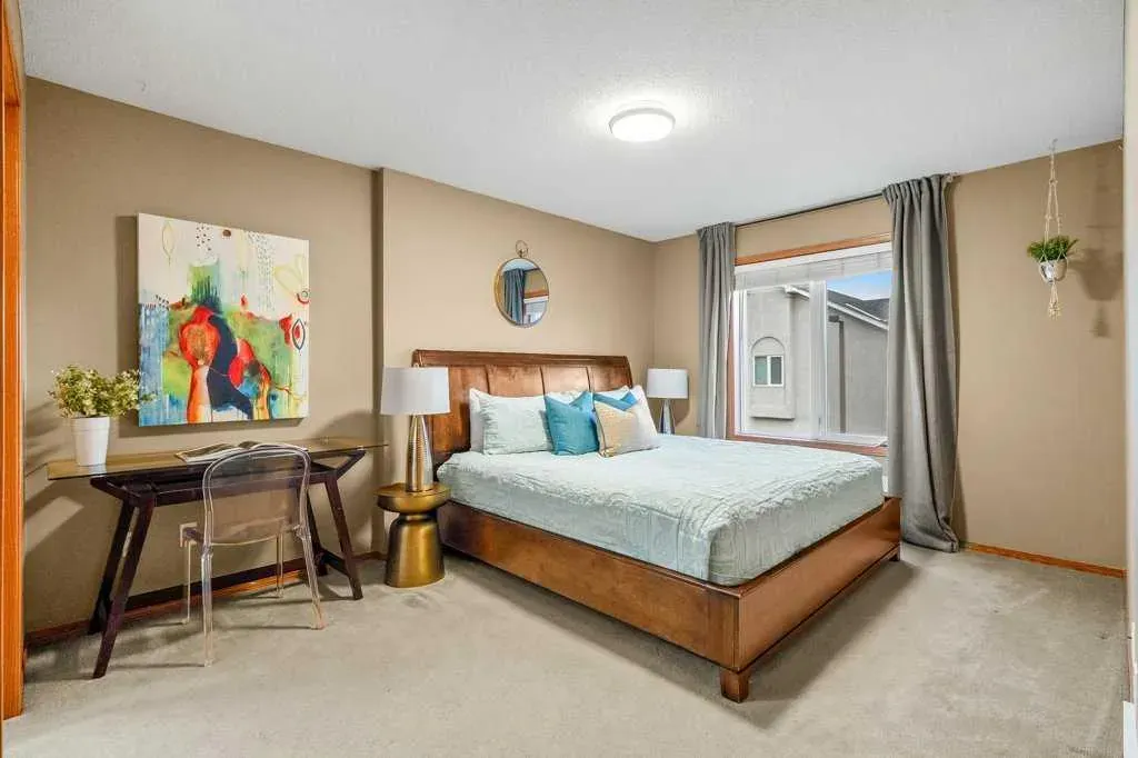 116 Sunlake Gardens SE