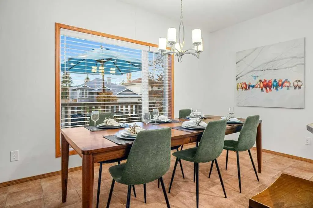 116 Sunlake Gardens SE