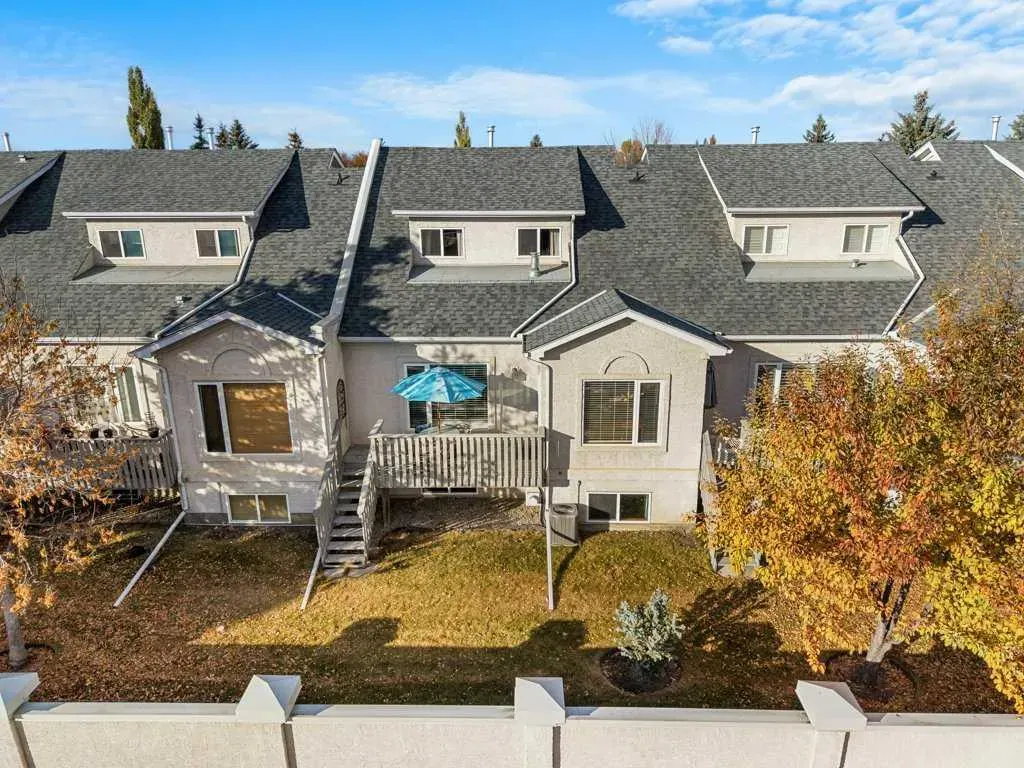 116 Sunlake Gardens SE