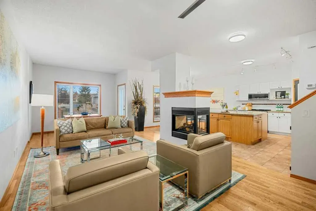 116 Sunlake Gardens SE