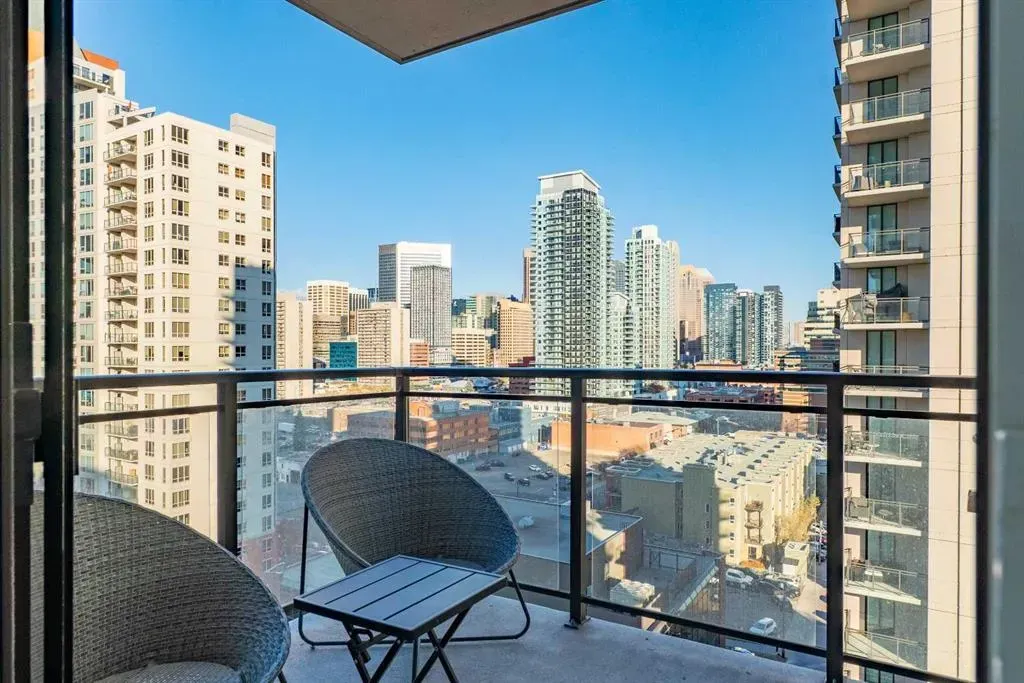 1118 12 Avenue SW, #1204