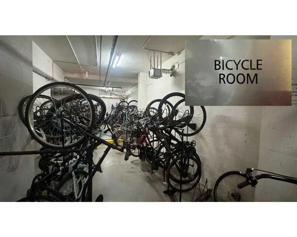 1118 12 Avenue SW, #1204