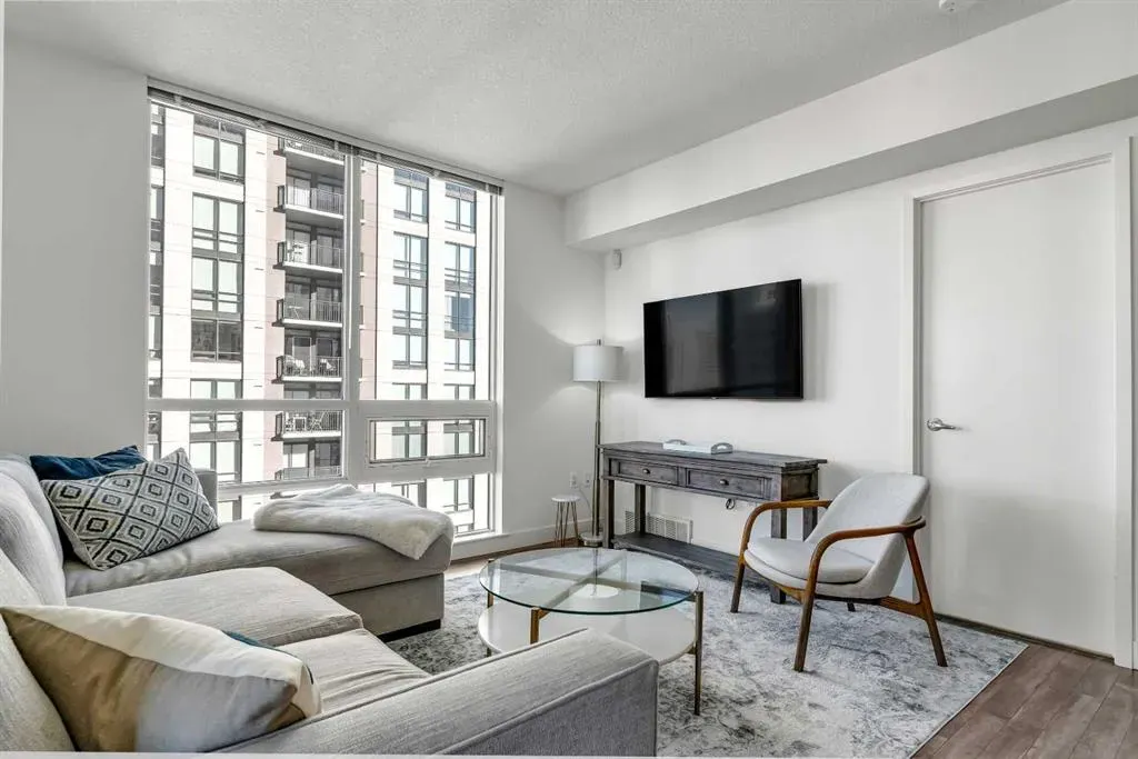 1118 12 Avenue SW, #1204