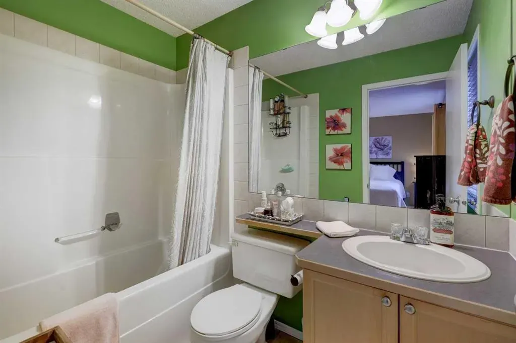 39 Tuscany Springs Place NW