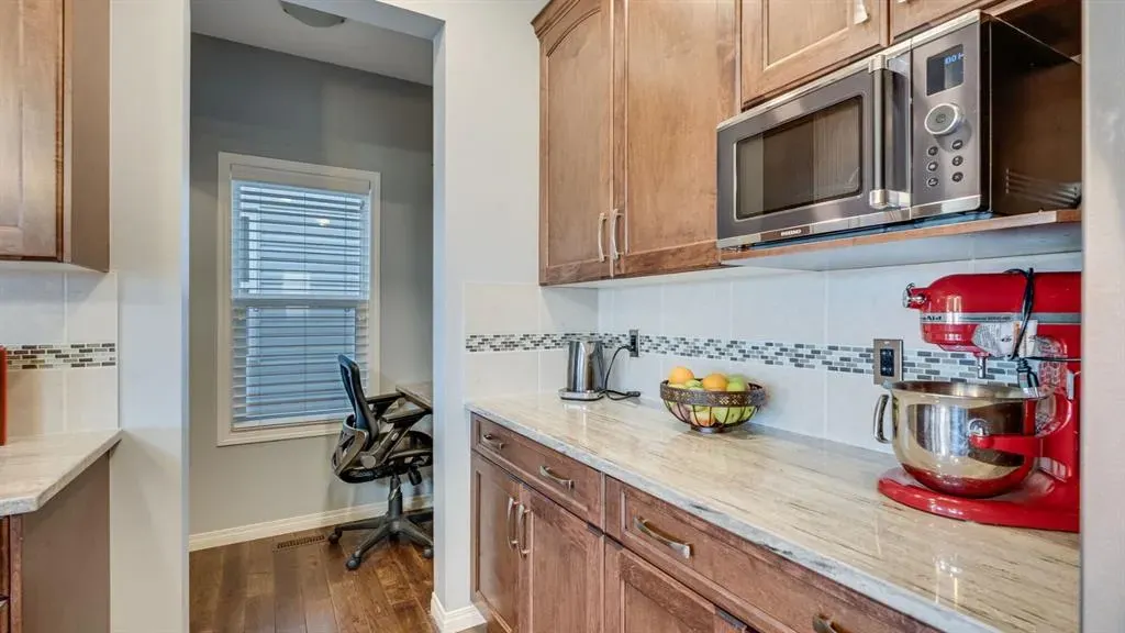 343 Hillcrest Heights SW