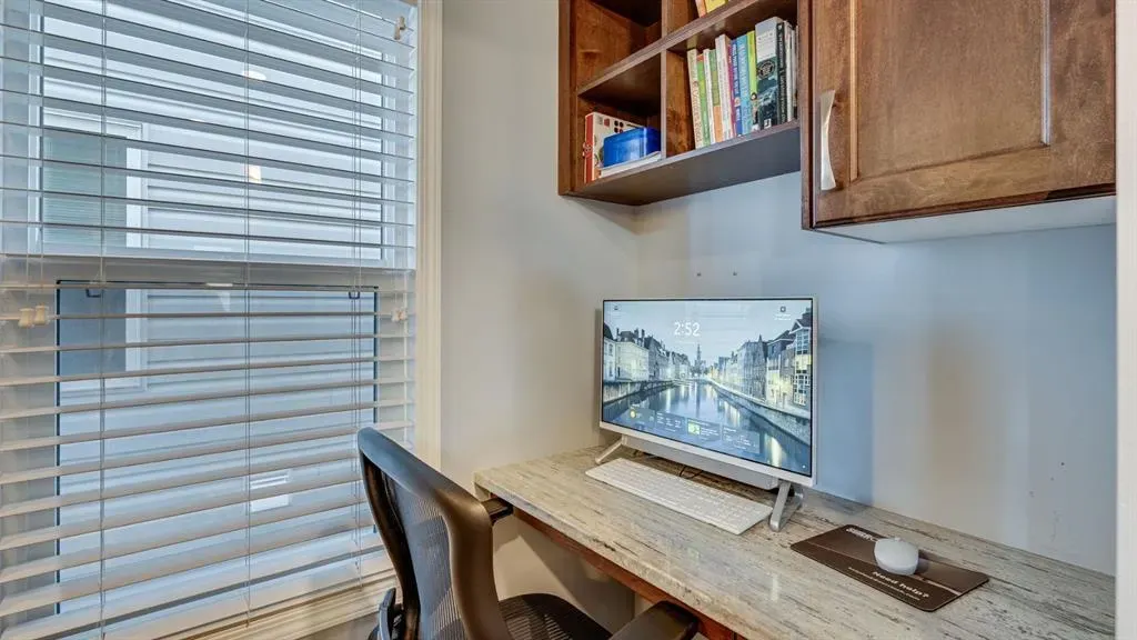 343 Hillcrest Heights SW