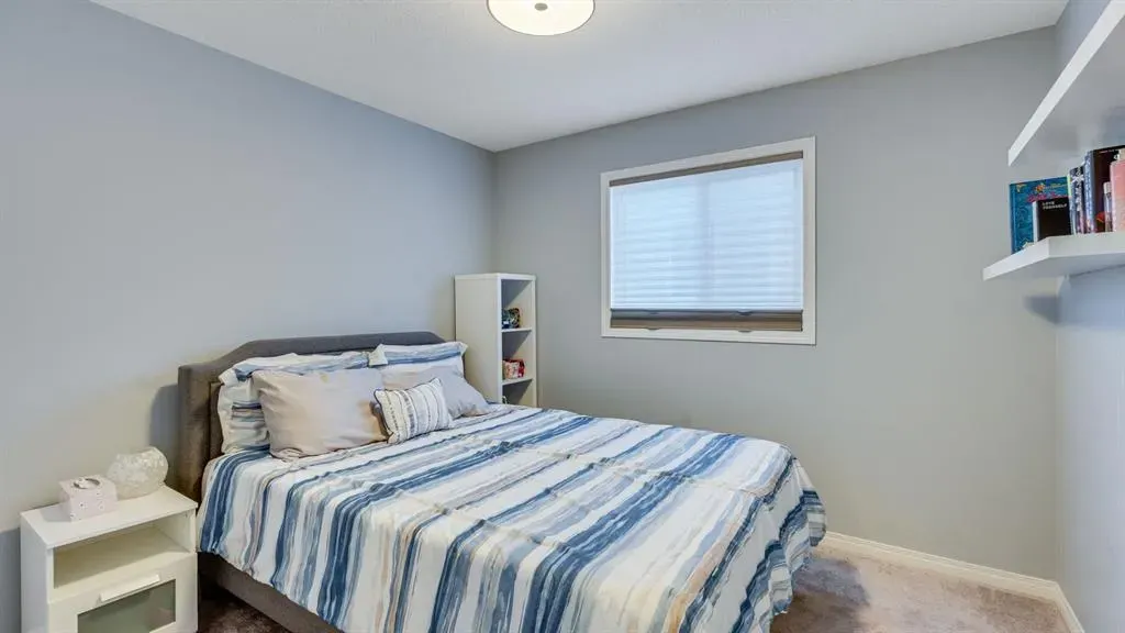 343 Hillcrest Heights SW