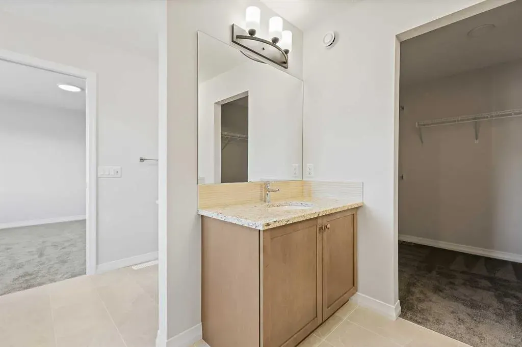 368 Magnolia Crescent SE