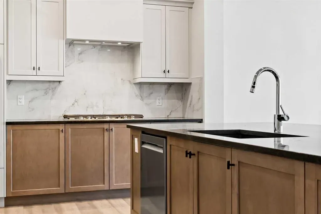 368 Magnolia Crescent SE