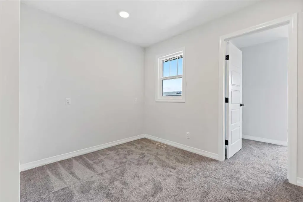 368 Magnolia Crescent SE