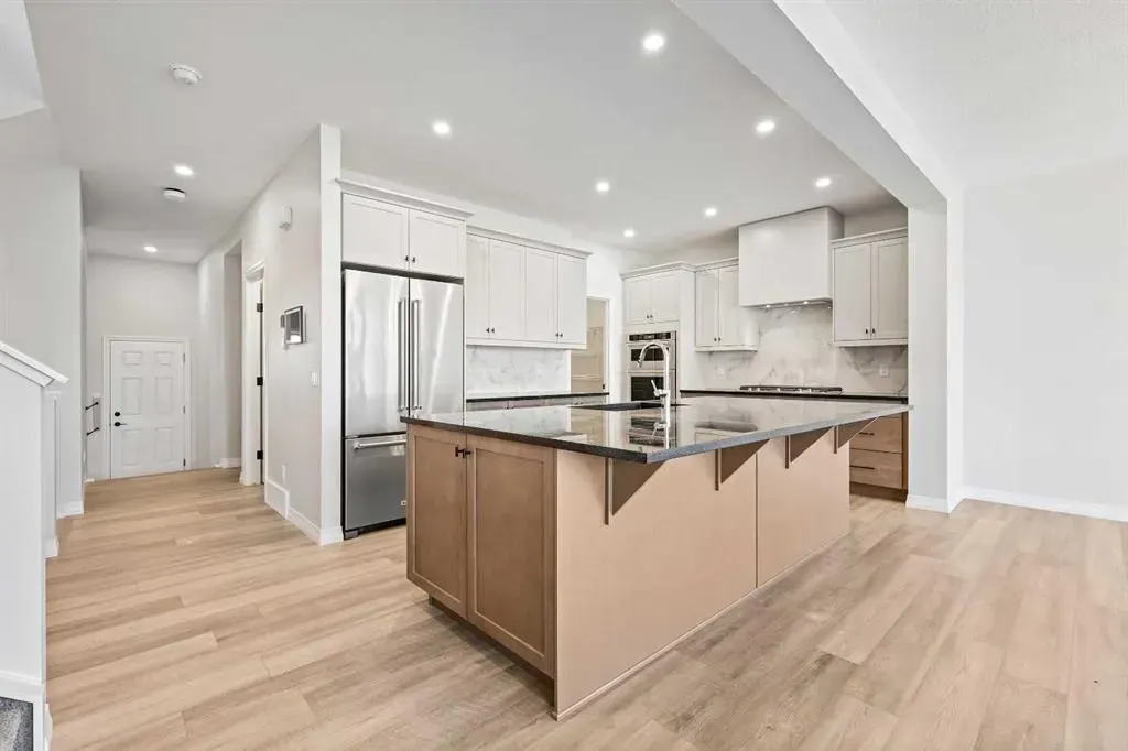 368 Magnolia Crescent SE