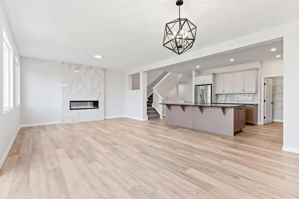 368 Magnolia Crescent SE