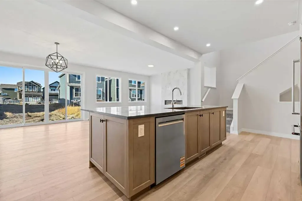 368 Magnolia Crescent SE