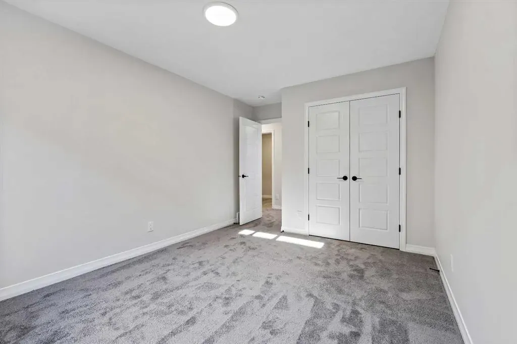 368 Magnolia Crescent SE