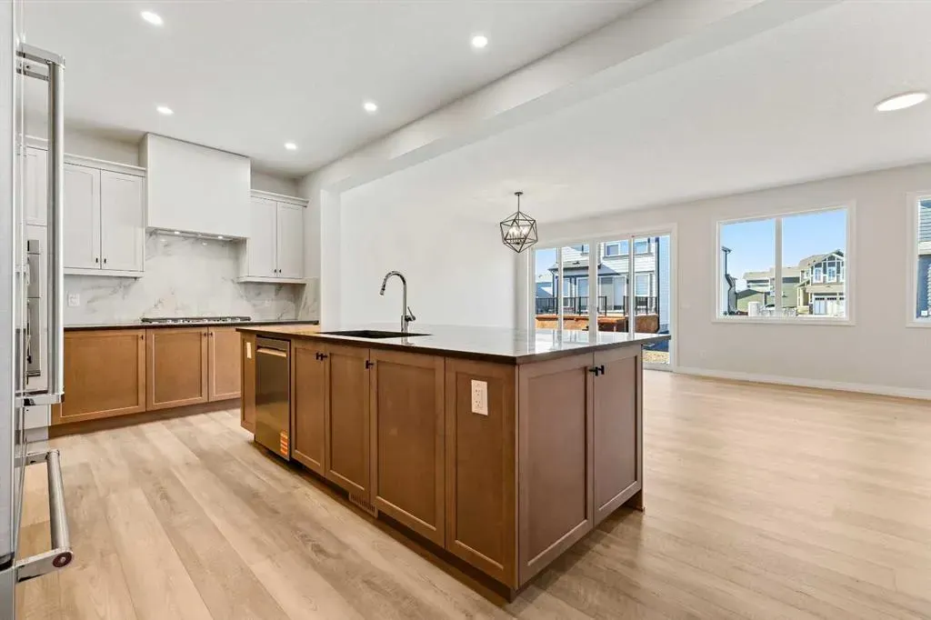 368 Magnolia Crescent SE