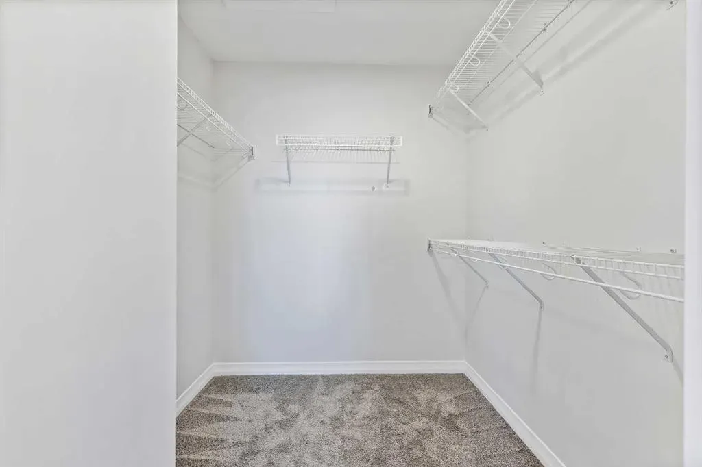 368 Magnolia Crescent SE