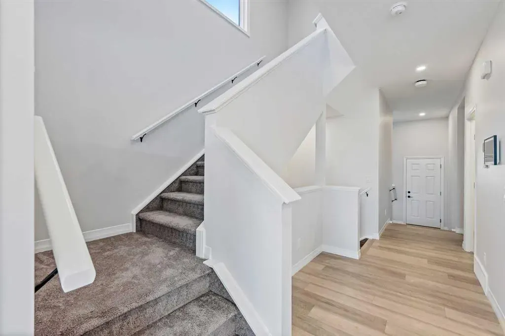 368 Magnolia Crescent SE