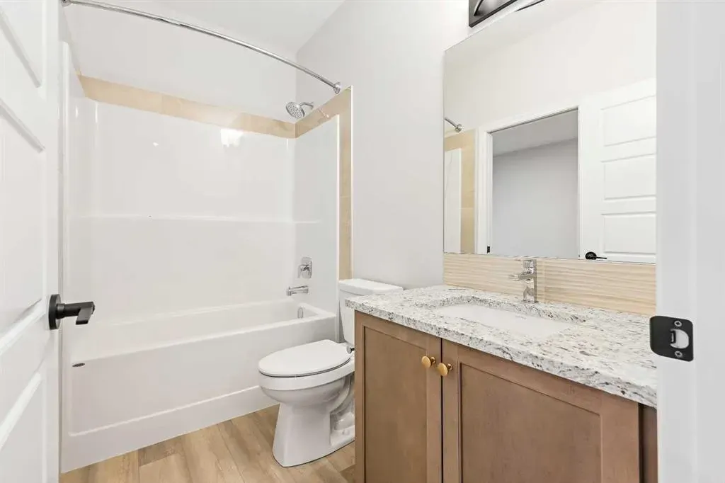 368 Magnolia Crescent SE