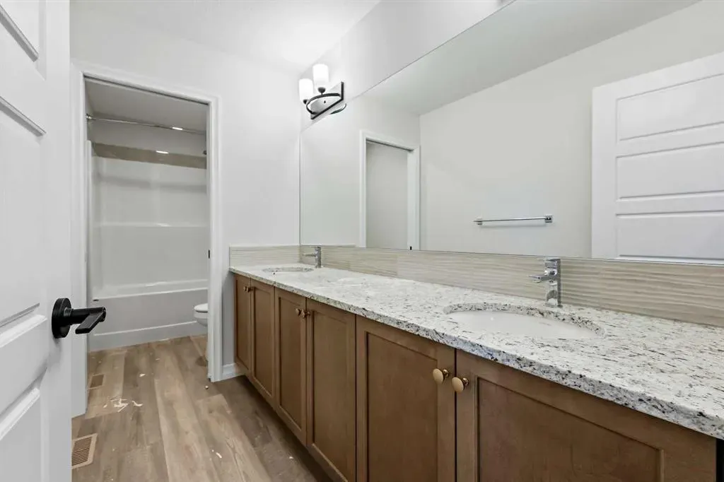 368 Magnolia Crescent SE