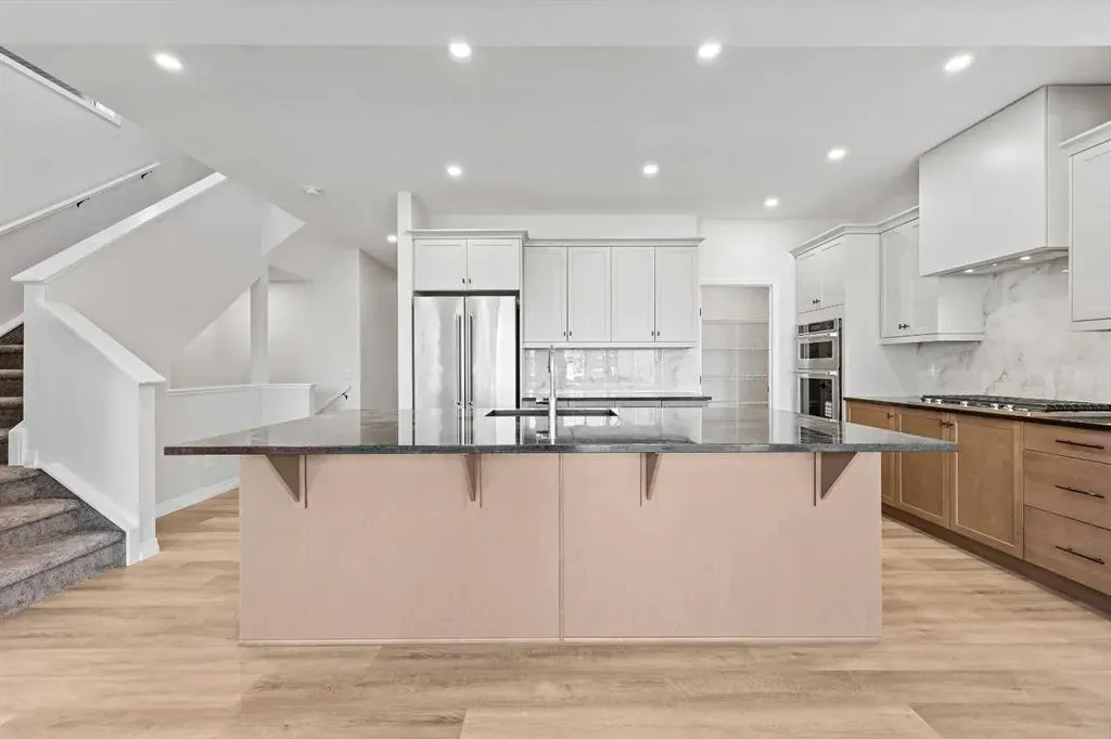 368 Magnolia Crescent SE