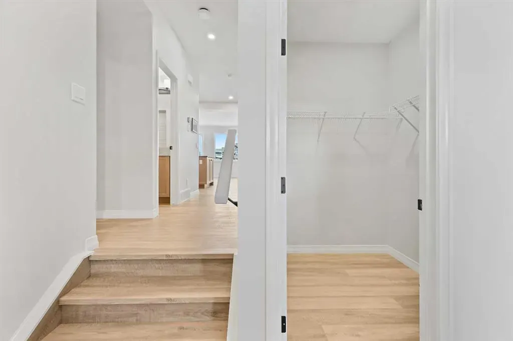 368 Magnolia Crescent SE