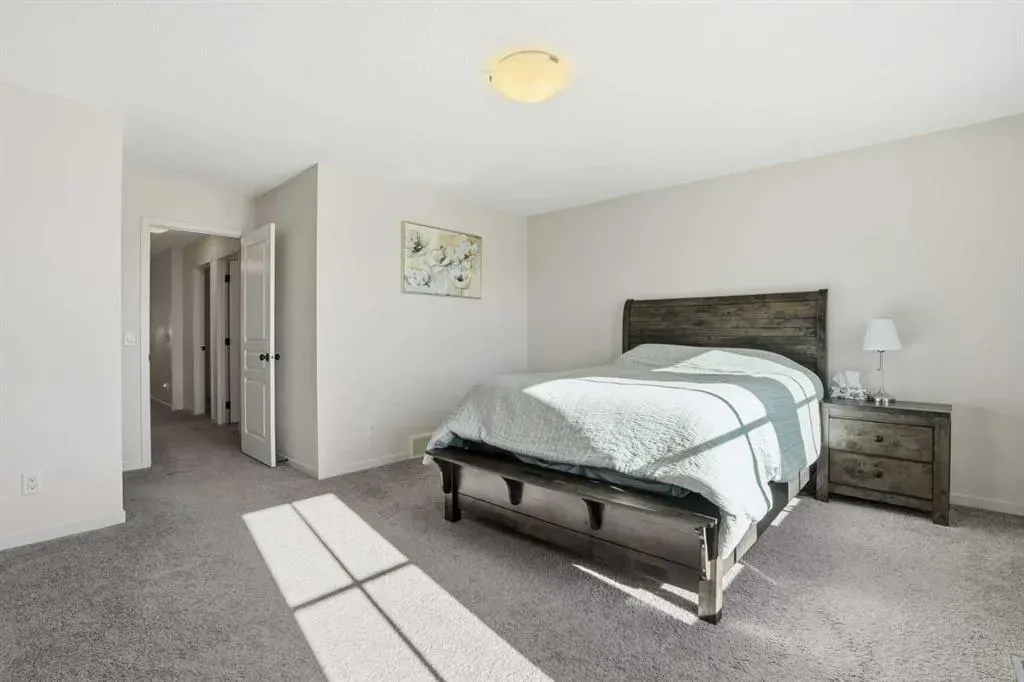 1925 Reunion Terrace NW