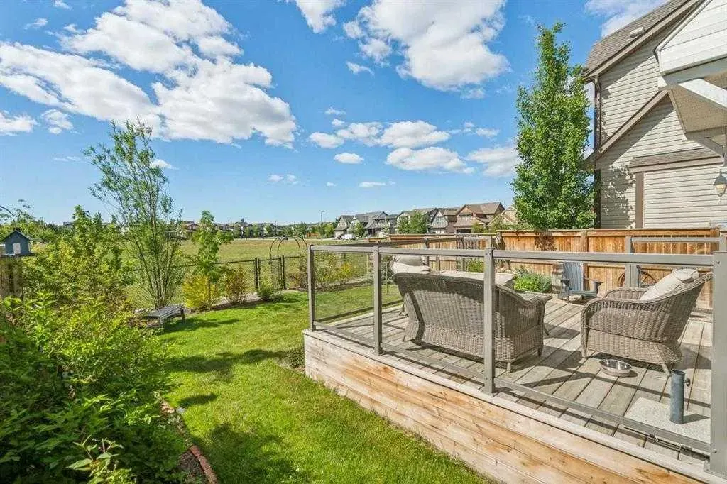 1925 Reunion Terrace NW